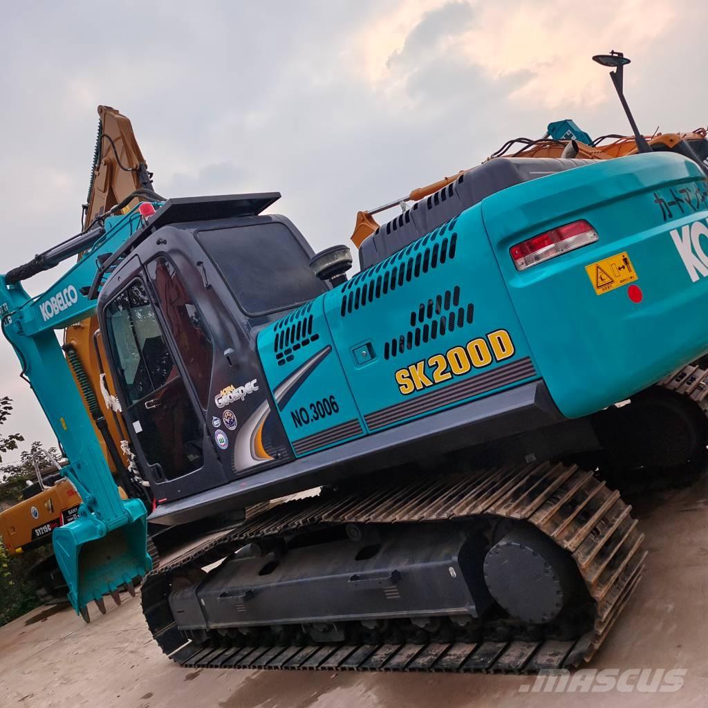 Kobelco SK 200 Pásová rýpadla