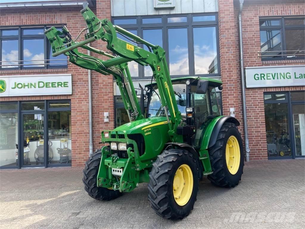John Deere 5070M Traktory