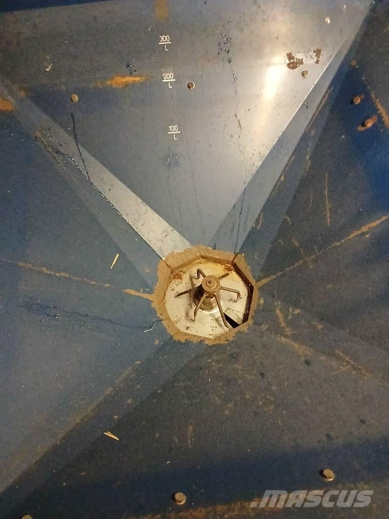 Bogballe D1000 Rozmetadla chlévské mrvy