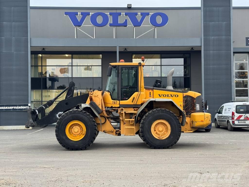 Volvo L 120 F Kolové nakladače