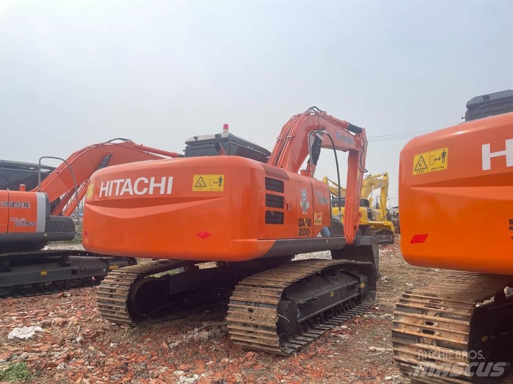 Hitachi ZX 200 Pásová rýpadla