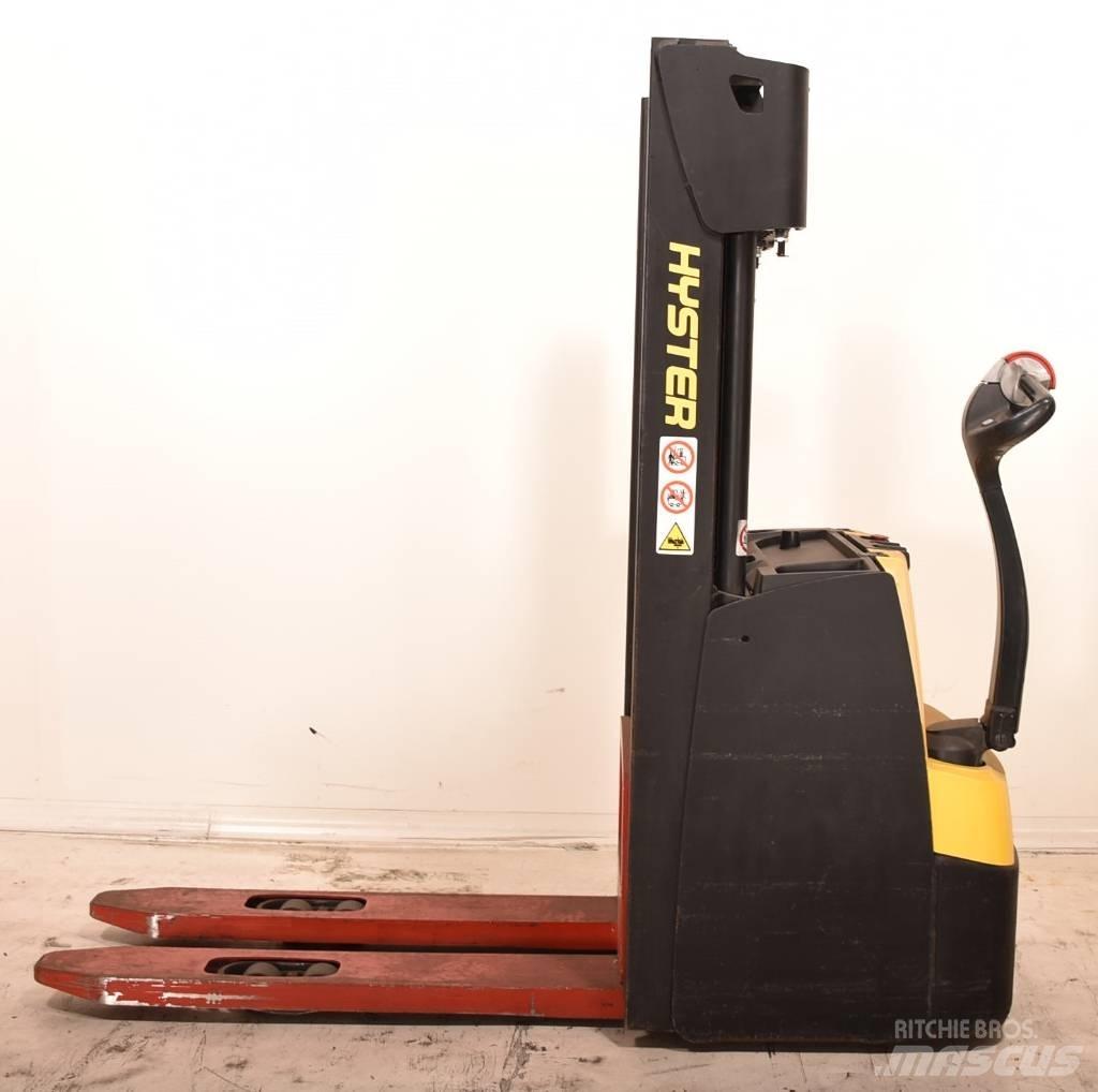 Hyster S1.4 Ručně vedené vysokozdvižné vozíky