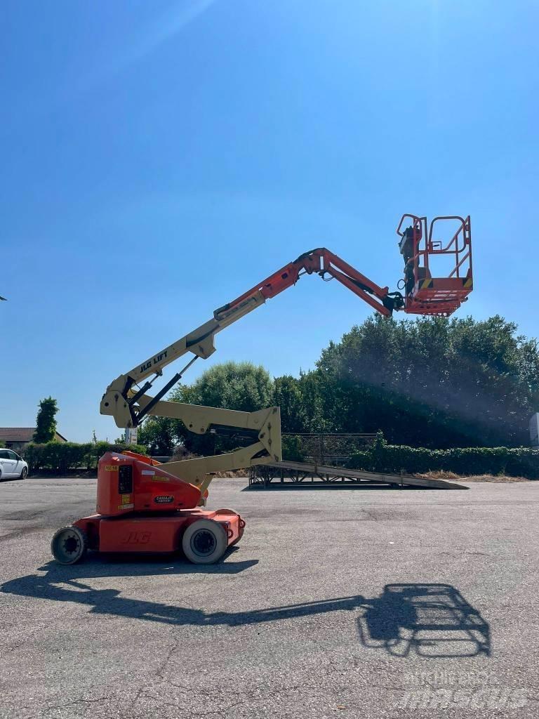 JLG E 400 AJP Kloubové plošiny
