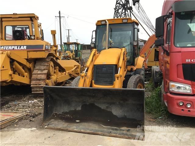 JCB 3CX Rýpadlo-nakladače