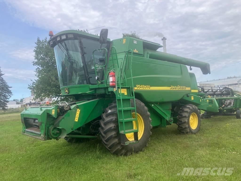 John Deere 9540 WTS Sklízecí mlátičky