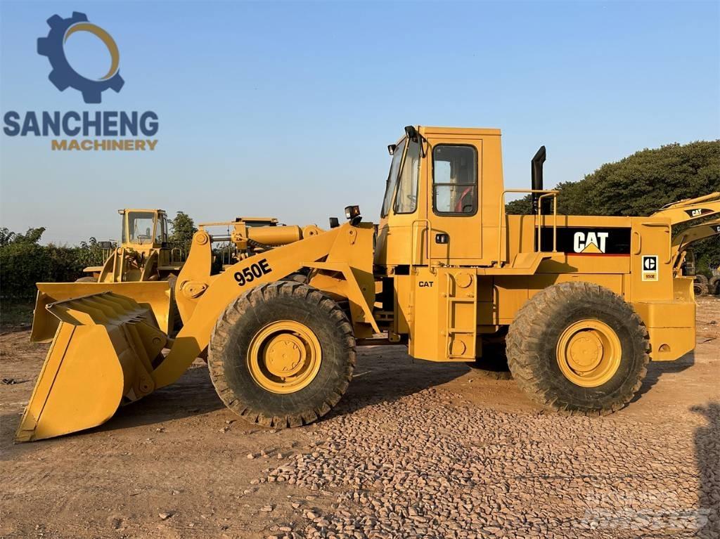 CAT 950 E Kolové nakladače