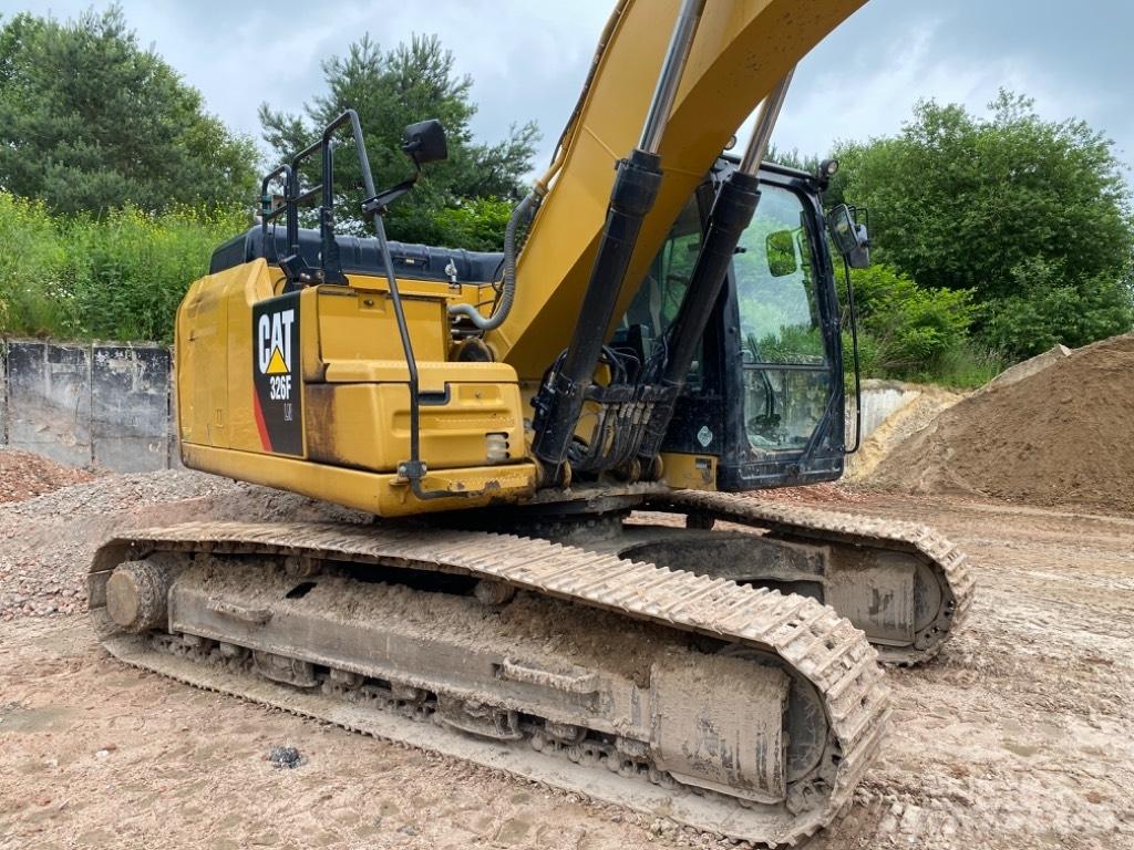 CAT 326 F L Pásová rýpadla