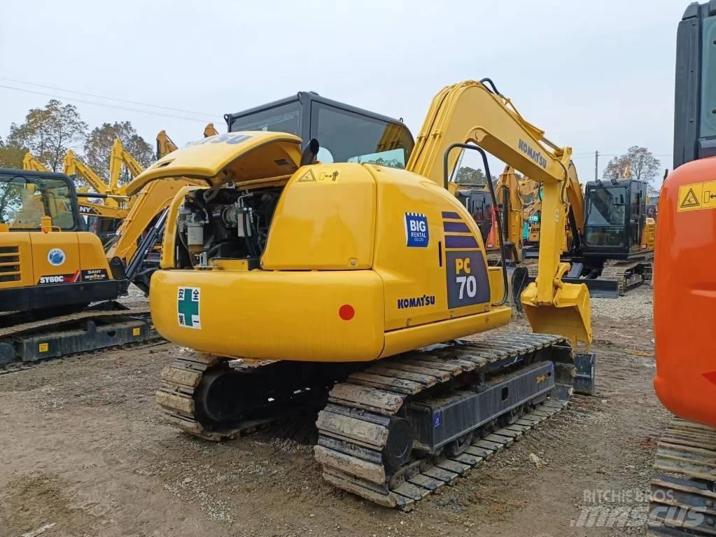Komatsu PC 70-8 Pásová rýpadla
