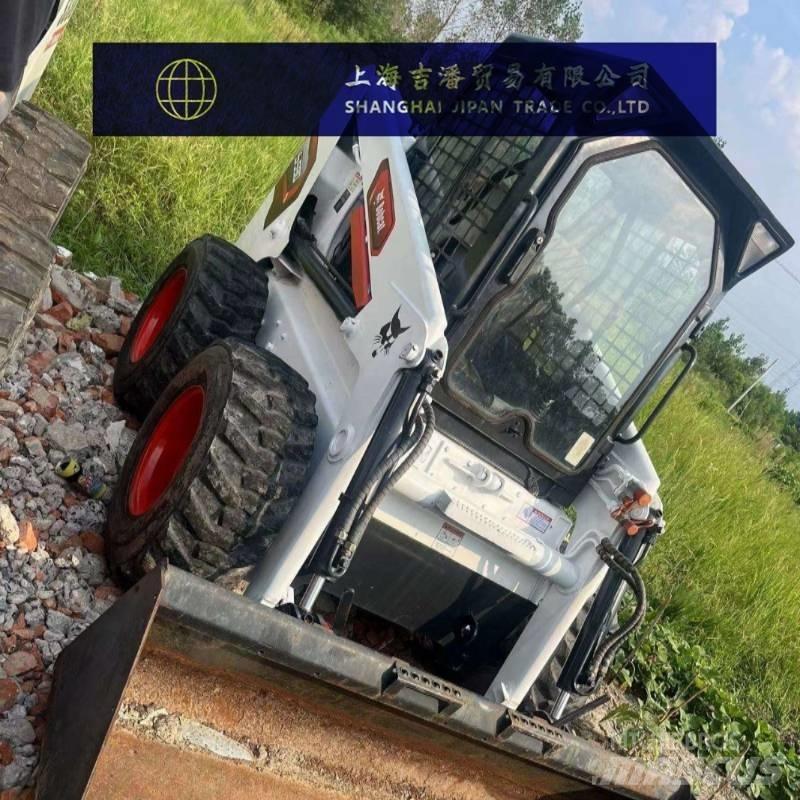 Bobcat S 590 Smykem řízené nakladače