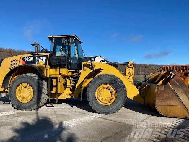 CAT 982 M Kolové nakladače