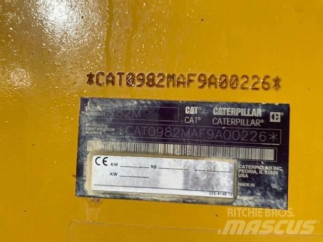 CAT 982 M Kolové nakladače