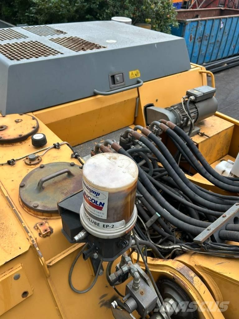 Liebherr 934 B Stroje pro manipulaci s odpadem