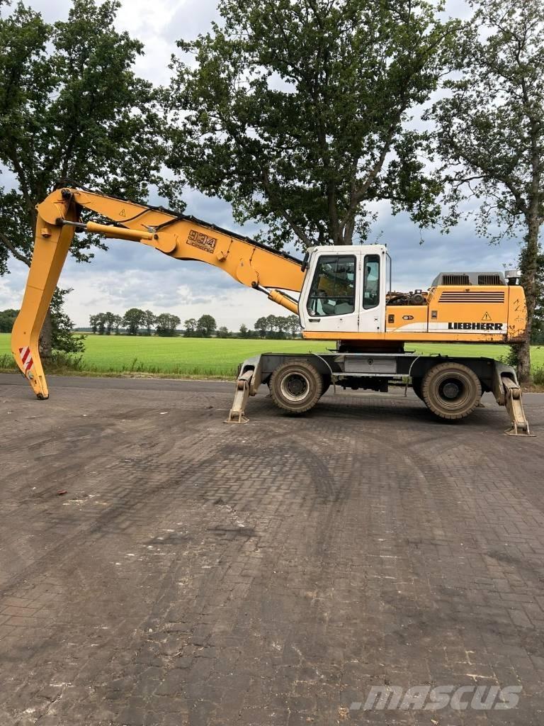 Liebherr 934 B Stroje pro manipulaci s odpadem
