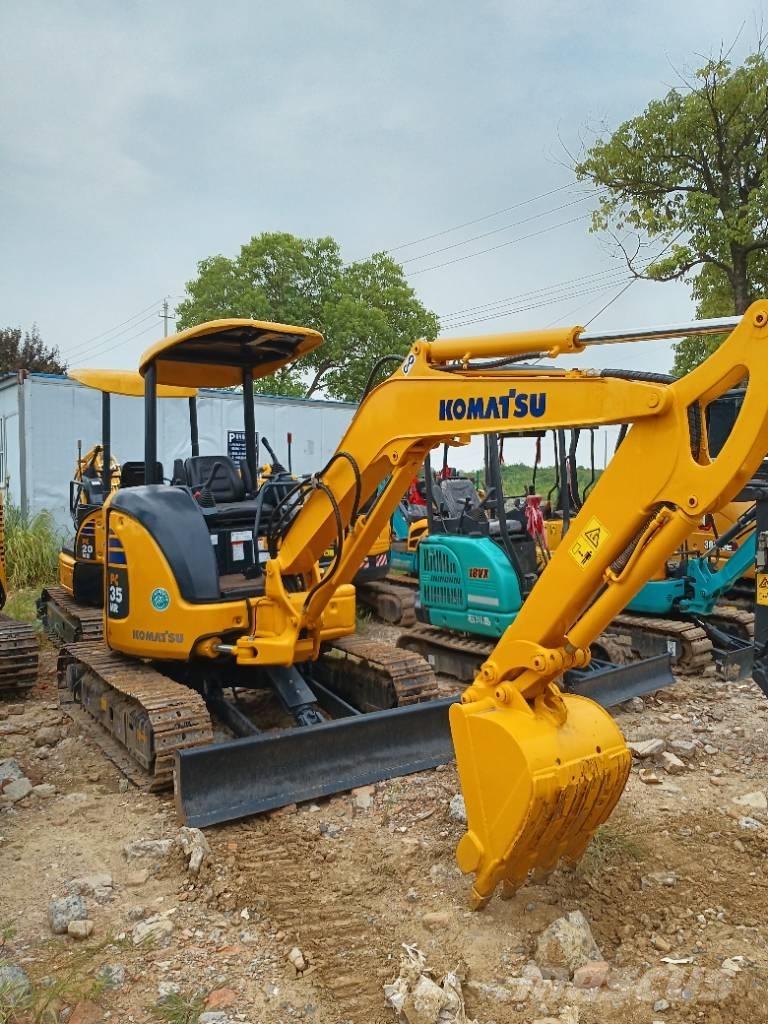 Komatsu PC 35 Pásová rýpadla