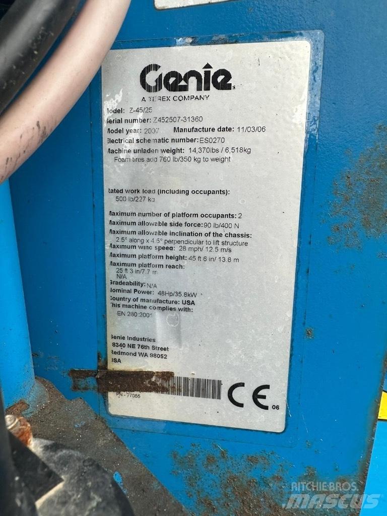 Genie Z 45/22 Kloubové plošiny