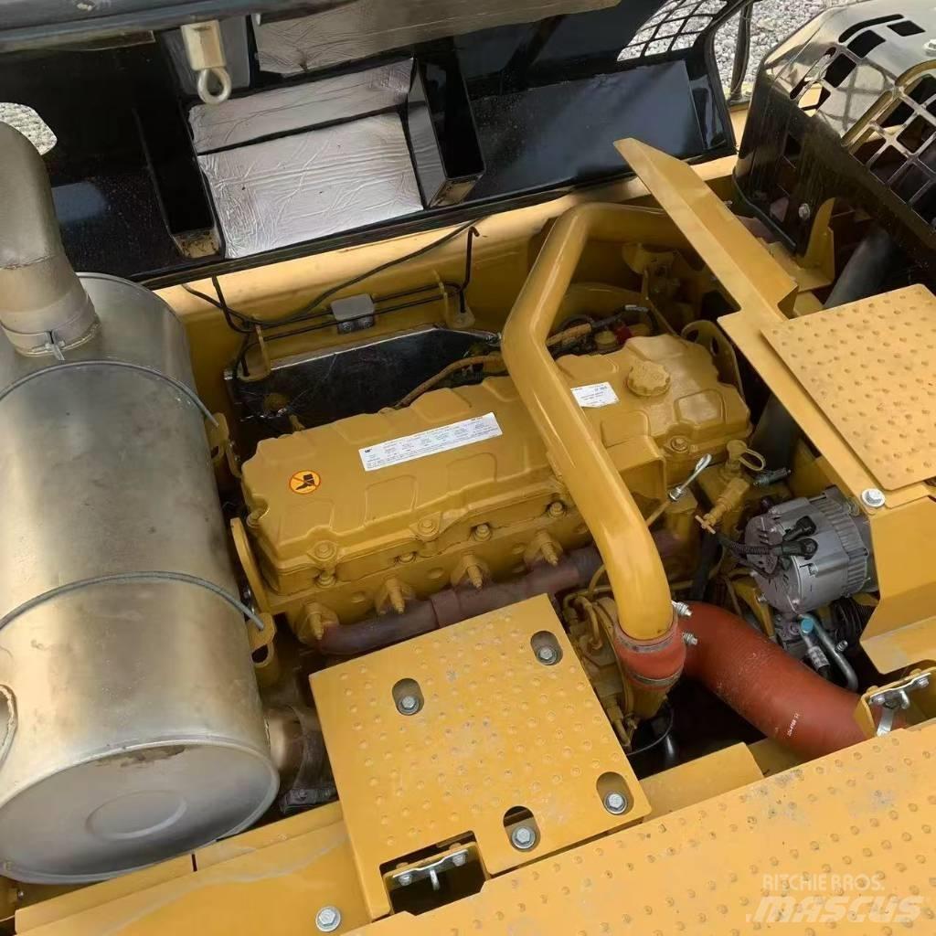 CAT 336 D Pásová rýpadla