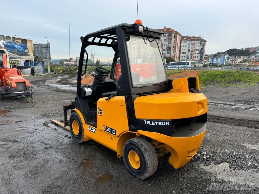 JCB TD30D TELETRUCK Teleskopické manipulátory