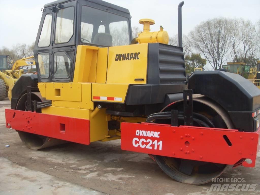Dynapac CC 211 Tandemové válce