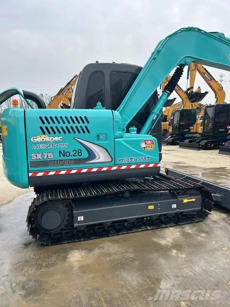 Kobelco SK 75 Pásová rýpadla