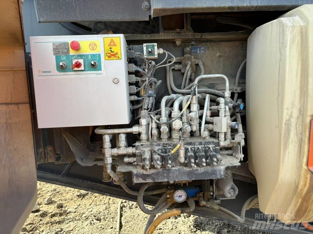 Metso LT 120 Drtící zařízení