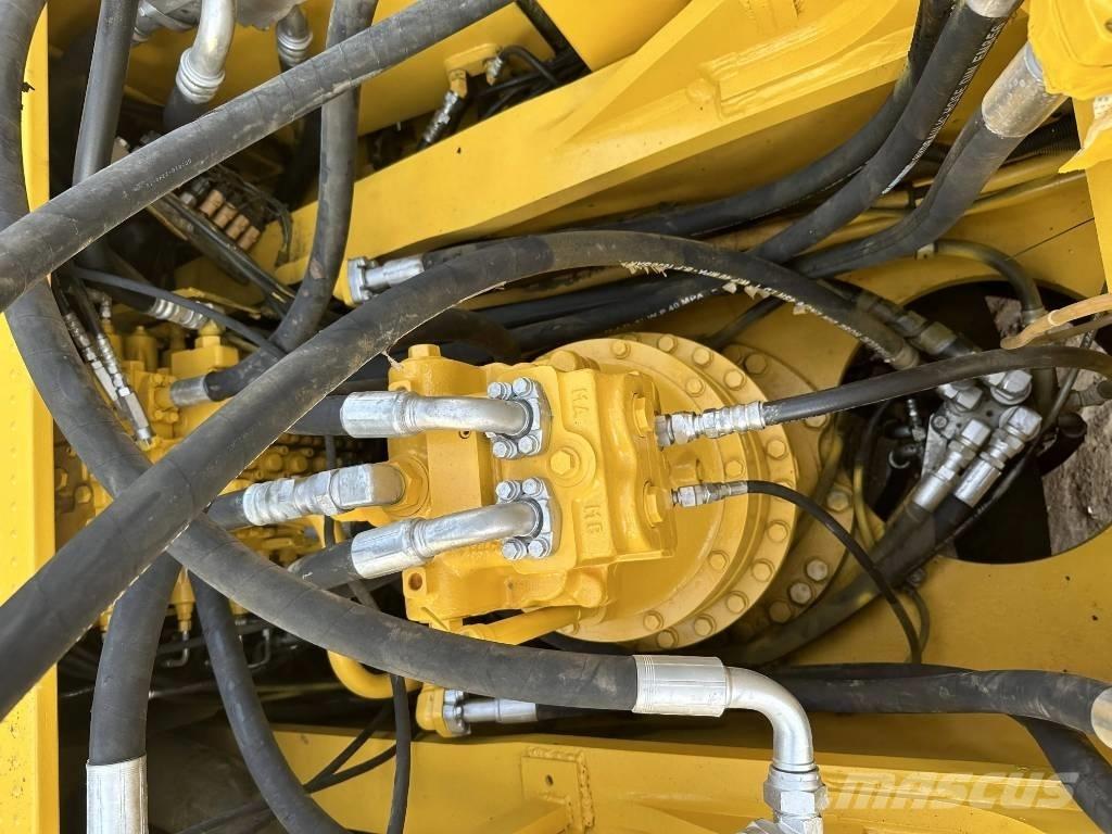 Komatsu PC400-7 Pásová rýpadla