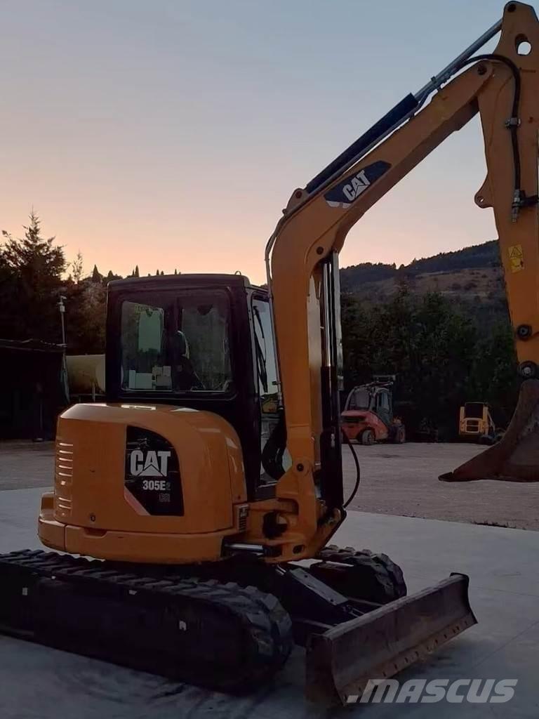 CAT 305E2CR Mini rýpadla < 7t