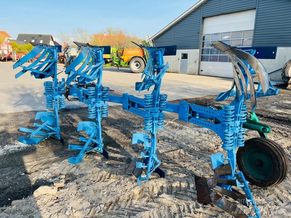 Lemken Juwel Oboustranné pluhy
