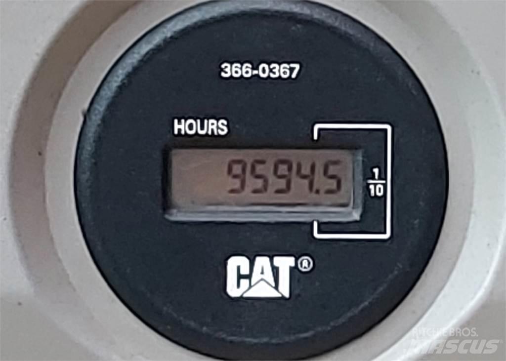 CAT 326FLN Pásová rýpadla