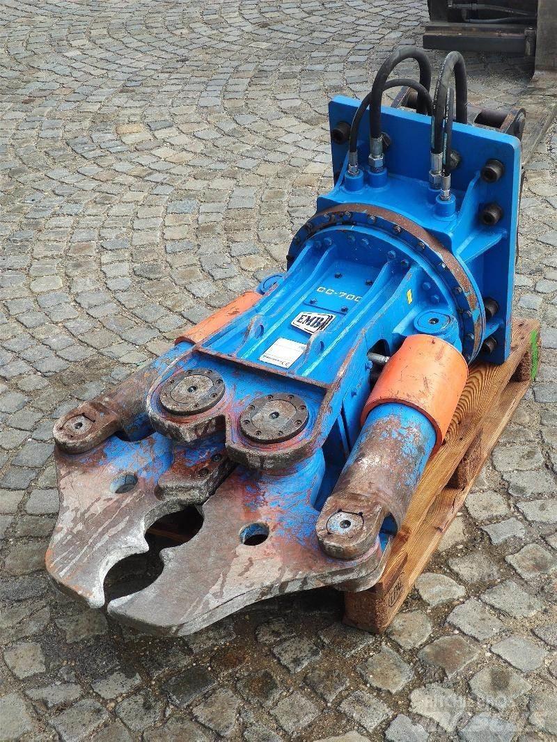  EMB CC700 Frézy, nůžky