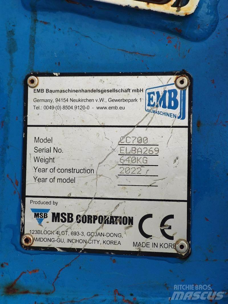 EMB CC700 Frézy, nůžky
