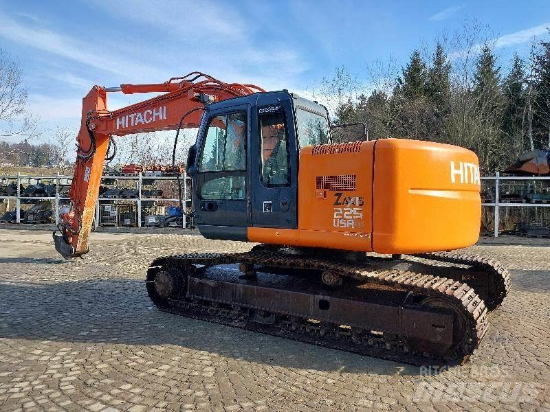 Hitachi ZX225USRLC Pásová rýpadla