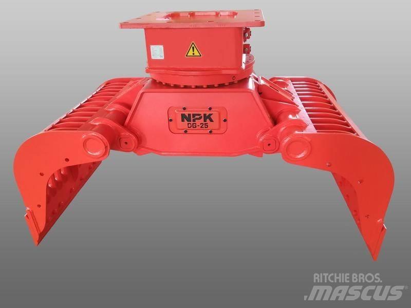 NPK DG-25 Klešťové drapáky