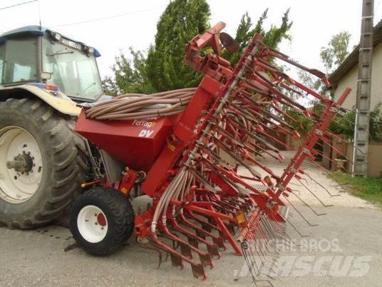 Kverneland DV6 DV6 Mechanické secí stroje