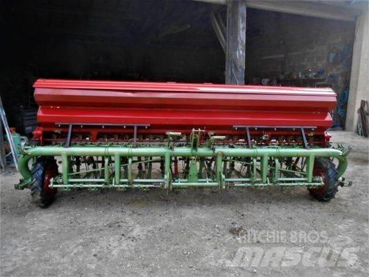 Nodet GC MAX GC MAX Mechanické secí stroje