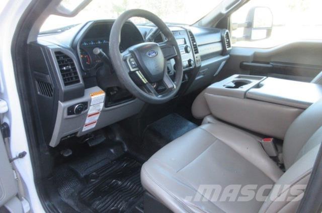 Ford F550 Vyprošťovací vozidla