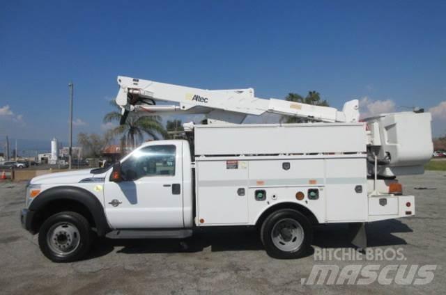 Ford F550 Autoplošiny