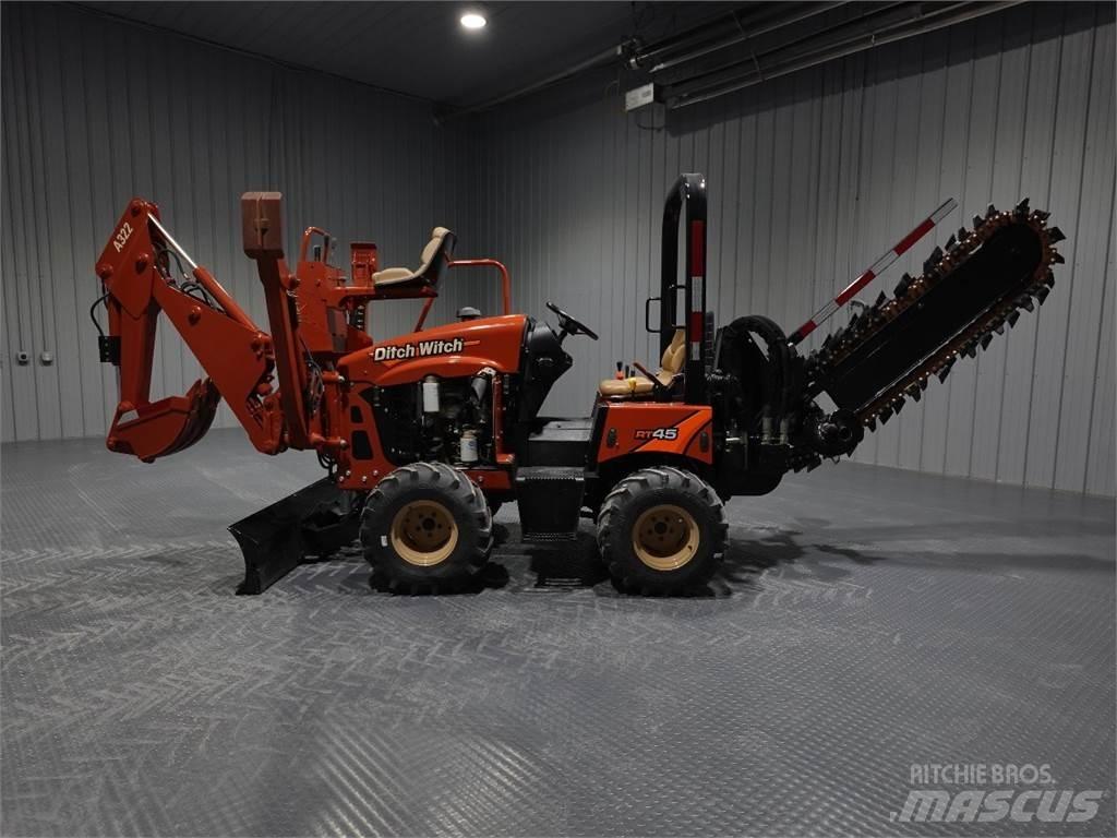 Ditch Witch rt45 Rýhovače