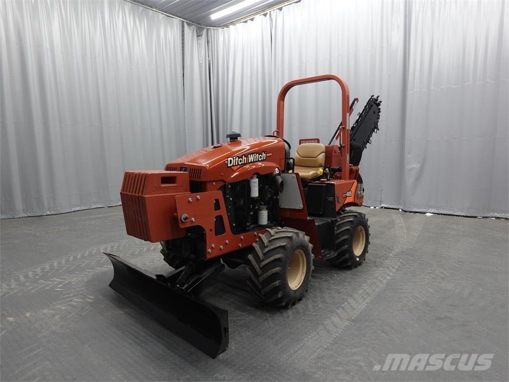 Ditch Witch rt45 Rýhovače