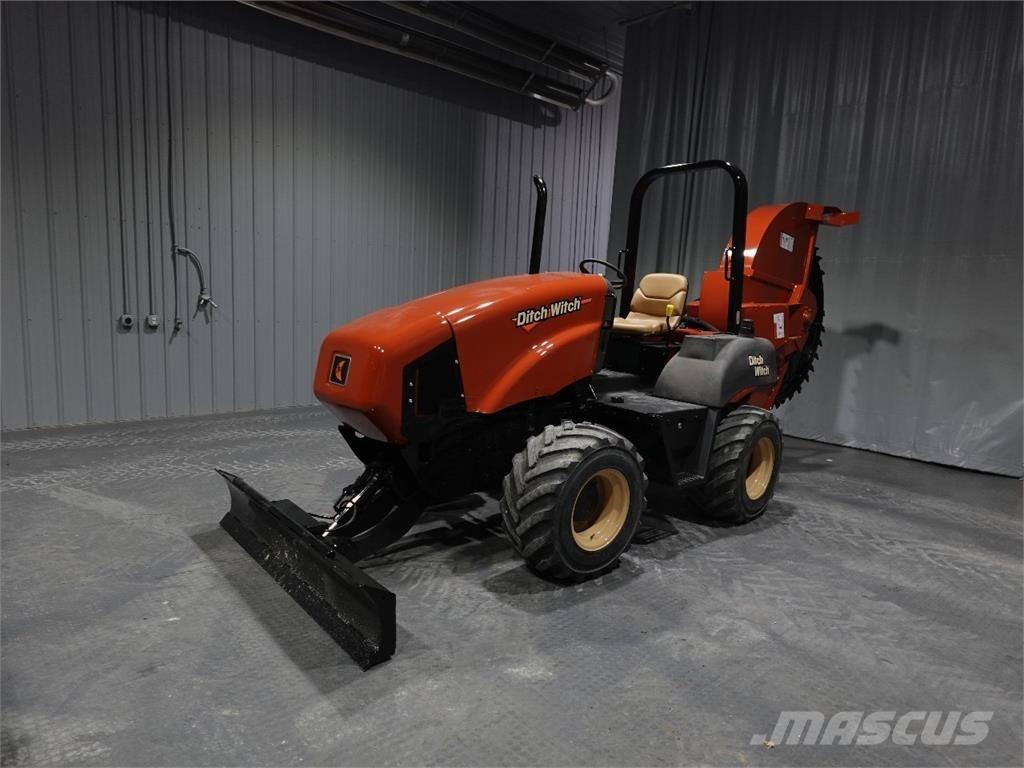 Ditch Witch RT55 Pily na beton a kámen