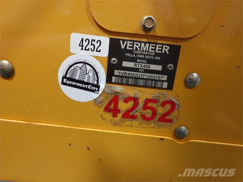 Vermeer RTX450 Rýhovače