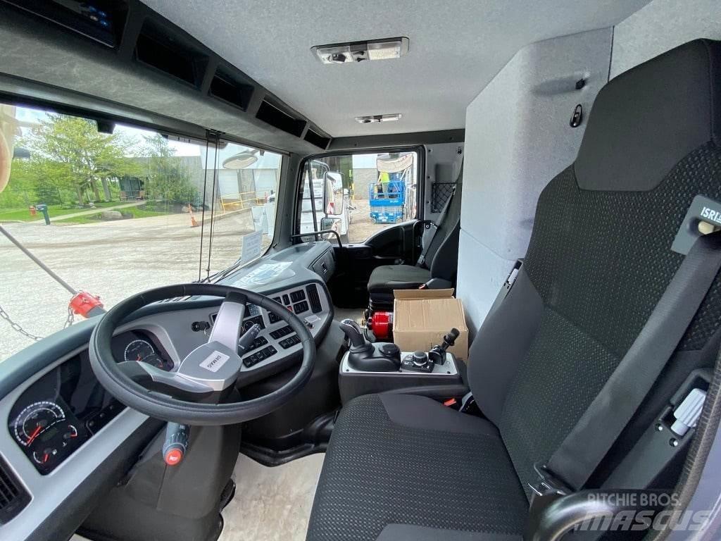 Demag AC 130-5 Univerzální terénní jeřáby