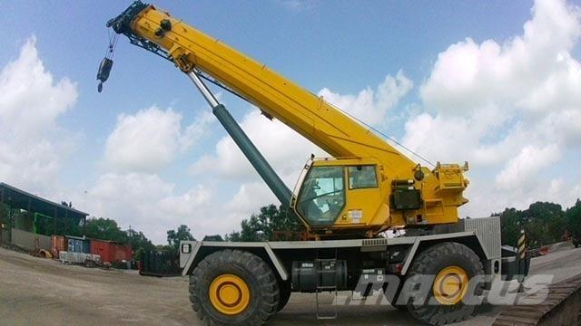 Grove RT 9130E-2 Jeřáby pro těžký terén