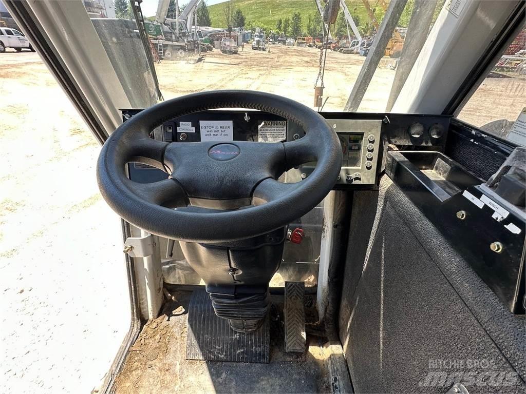 National 1100 Autojeřáby, hydraulické ruky