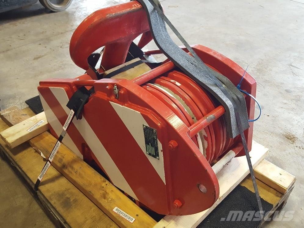 Tadano  Součásti a zařízení k jeřábům