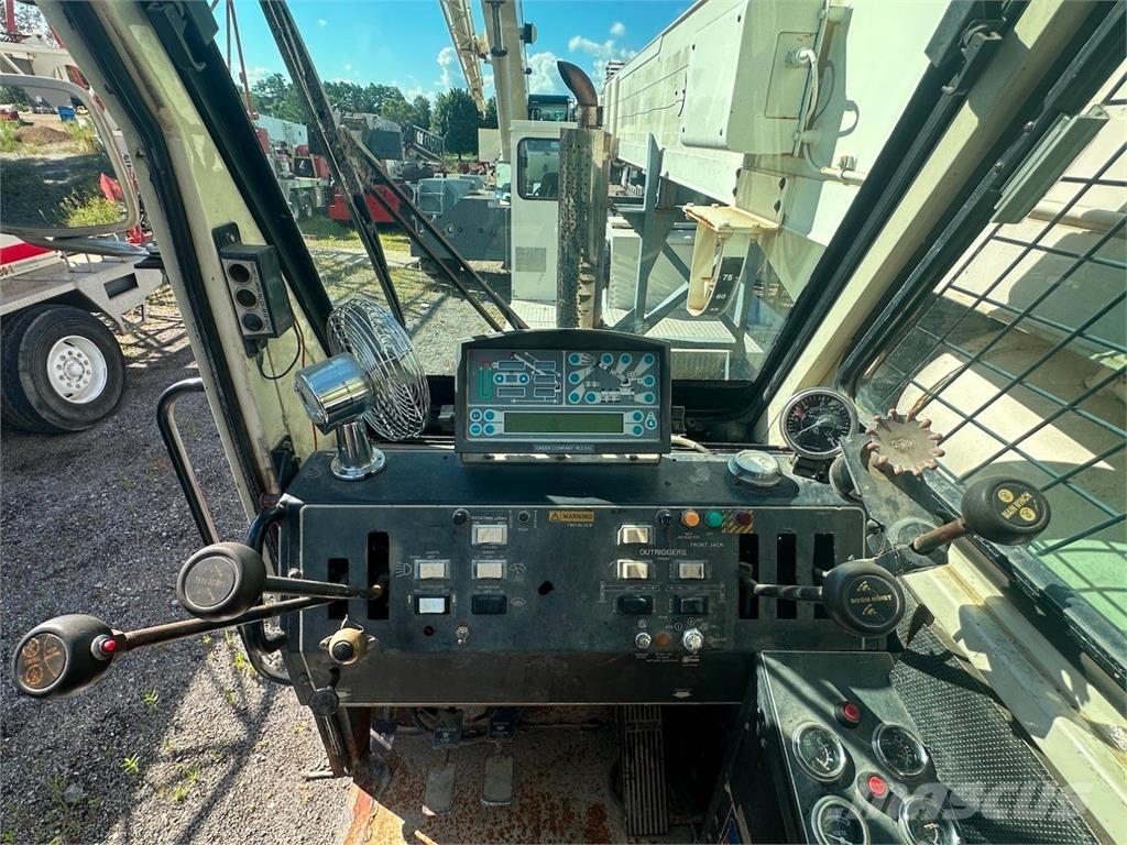 Terex T 230 Univerzální terénní jeřáby