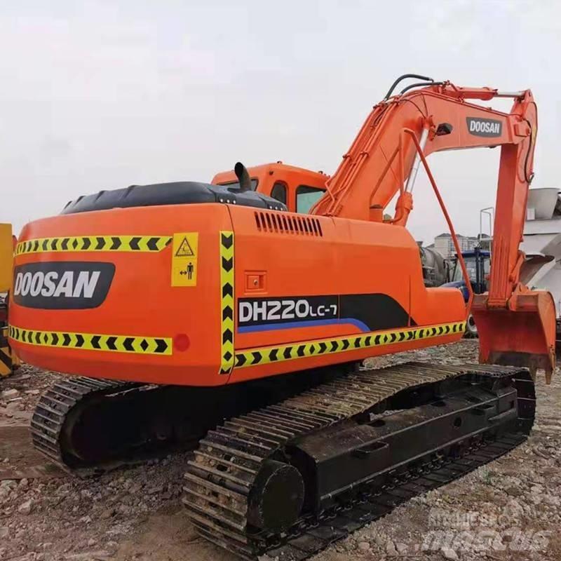 Doosan DH 220 Pásová rýpadla