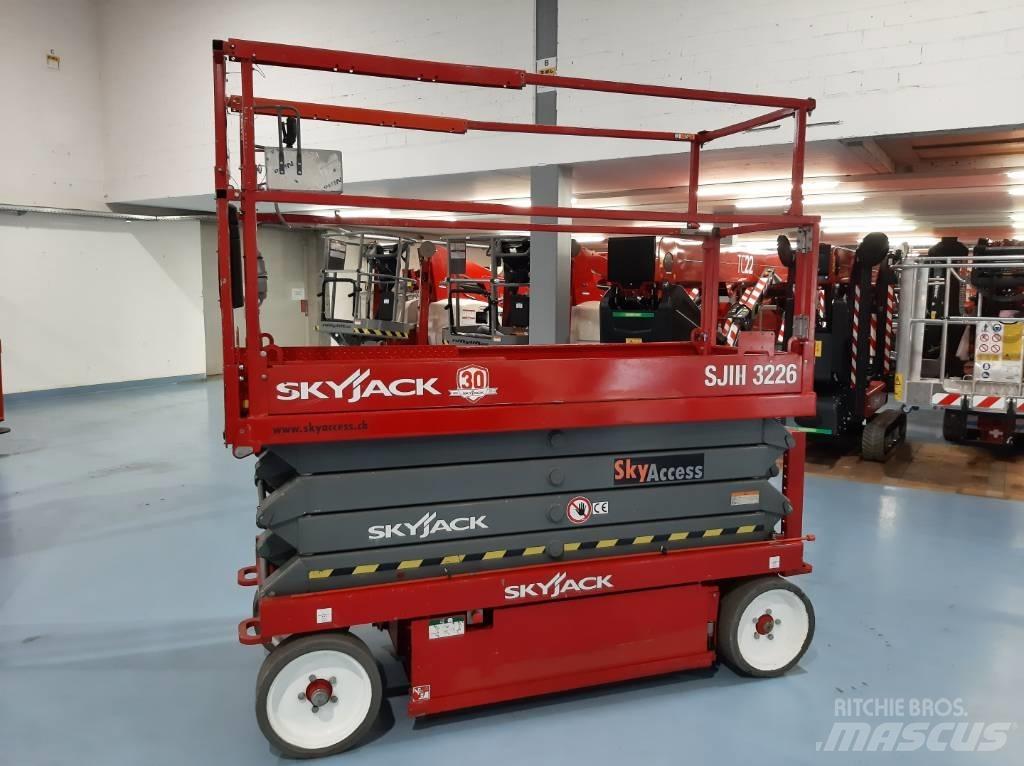 SkyJack SJIII 3226 Nůžková zvedací plošina
