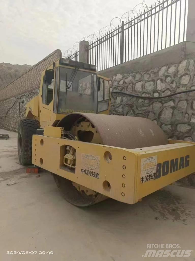 Bomag bw225d-3 Tahačové válce