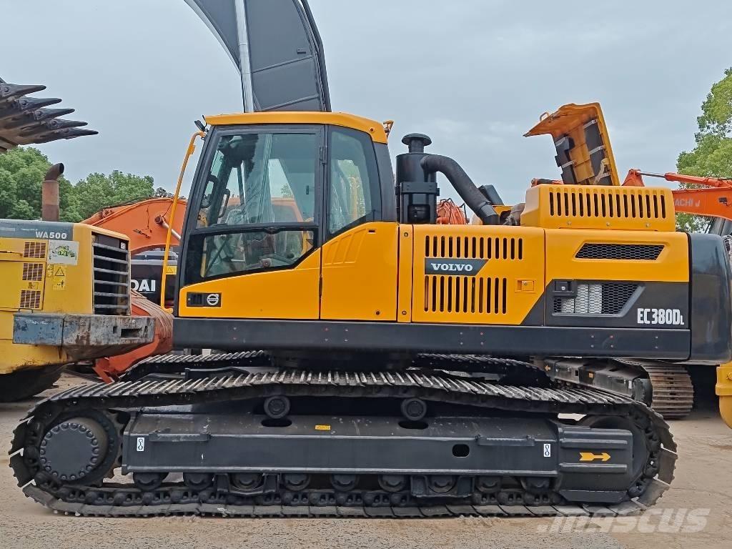 Volvo EC 380 D L Pásová rýpadla