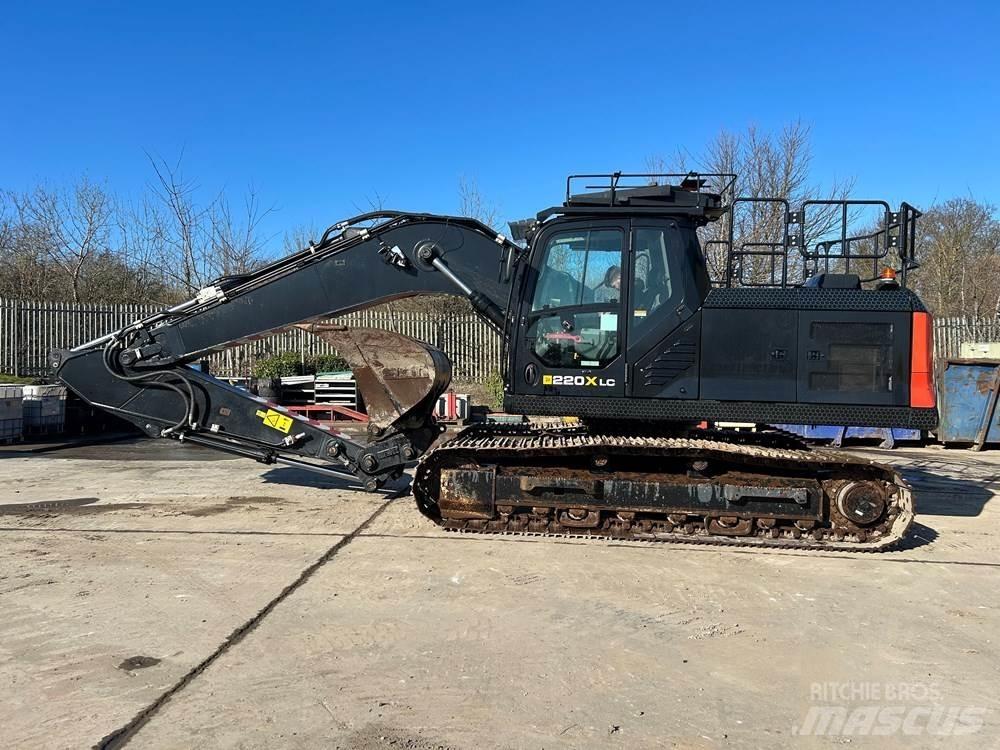 JCB 220X Pásová rýpadla